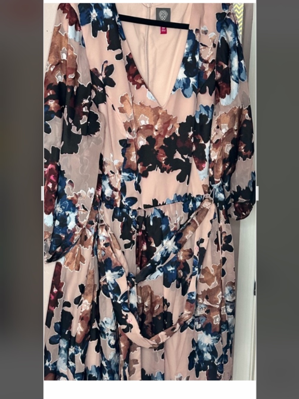 NWOT Vince Camuto Multicolor Floral Long Sleeve Dress